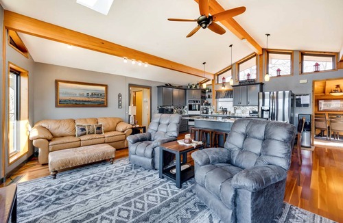 Sylvan Shores House | 178 m² House ∙ 3 bedrooms ∙ 6 guests