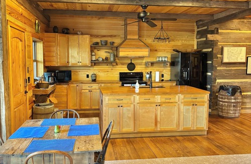 Arkadelphia House | 1850 log cabin with 2 br, 2 baths, W/D, mini split A/C, carport attached