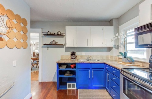 South Hyde Park Apartment | 2-Bedroom Near the Plaza & Scenic Park 14
