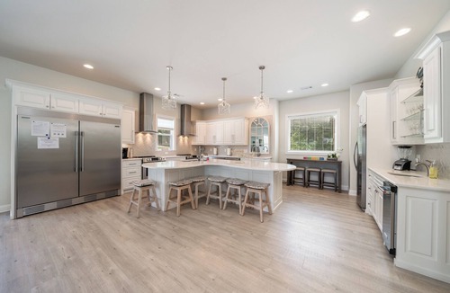 Hot Springs House | 2 Luxury Lakefront Homes, Private Pool, Hot Tub, Boat Dock, Putting Green, Views