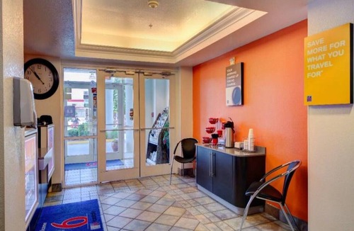 El Reno Apartment | 2 Queen Beds|Non-Smoking
