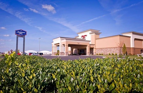 Evansville Hotel | 2-Star Hotel ∙ Hampton Inn Evansville Airport