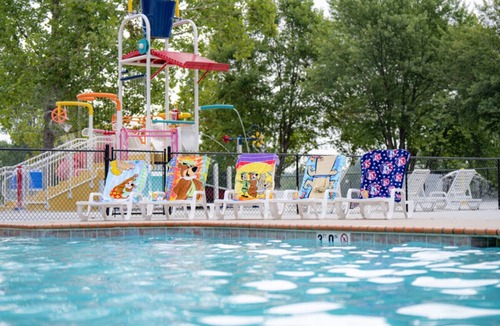 Pittsfield Cottage | 2 Units | Pine Lakes Getaway | Steps to Lake, Waterpark Fun & Outdoor Adventures