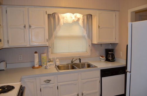 Hot Springs Village House | 24OranPl | Coronado Courts Townhome | Sleeps 6