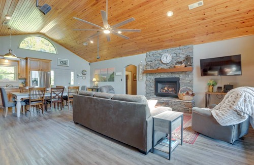 Sylvan Shores House | 297 m² House ∙ 3 bedrooms ∙ 12 guests