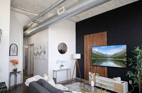 River Market Apartment | 2BR Central Stay in the Heart of Kansas - WiFi