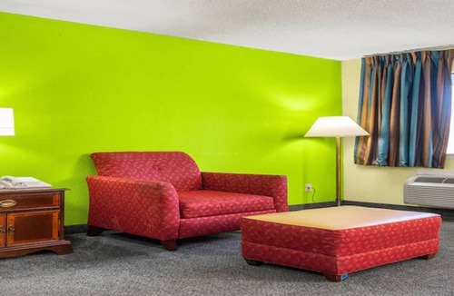 Orlinda Hotel | 3 Accommodations for Group and Family Vacation | Near Days Gone By Museum