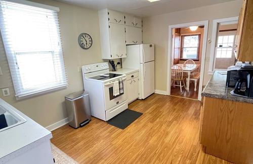 Guttenberg House | 3 bed, 1 bath house in Guttenberg Iowa on The Mississippi River, Sleeps 6
