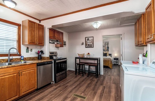 Borger House | 3-bedroom 2-bath house with WiFi and washer/dryer in Borger TX