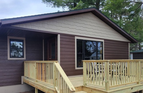 Chetek Apartment | 3 bedroom apartment/cabin on the lake!