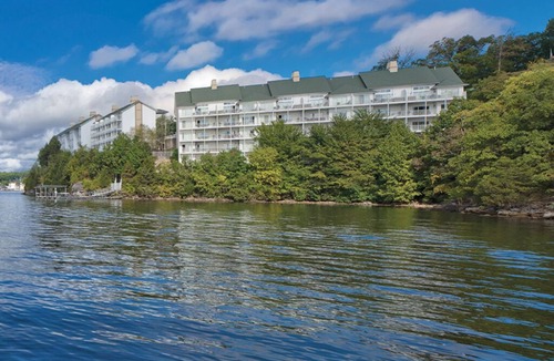 Kaiser Condo | 3 Bedroom Condo on Lake of the Ozarks!