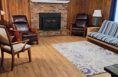 Corinth House | 3-bedroom house in awesome Corinth with WiFi, AC. No cleaning fees