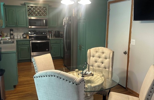 Kansas City House | 3-bedroom house in beautiful Kansas City with AC and fitness room