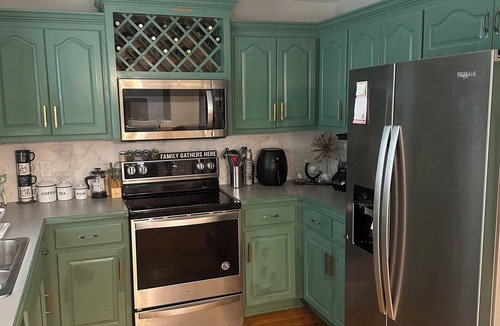 Kansas City House | 3-bedroom house in beautiful Kansas City with AC and fitness room