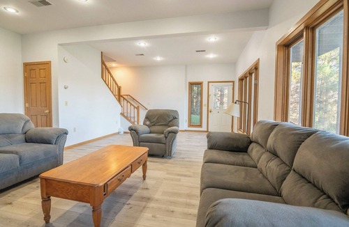 Holcombe House | 3-bedroom house on Chippewa River/Lake Holcombe perfect for relaxing getaways
