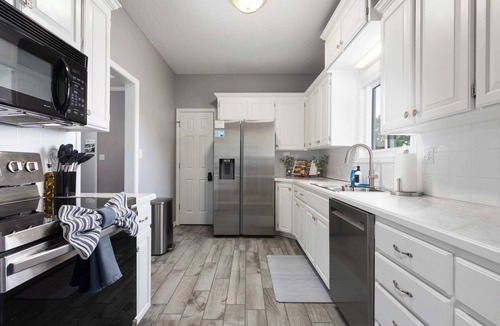 Blue Springs House | 3 King Suites Game Room & Near Arrowhead Stadium