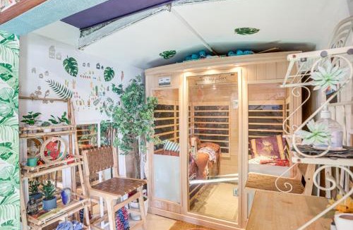 Northeast Minneapolis House | 3 Mi to Central Minneapolis: Pet-Friendly Apt
