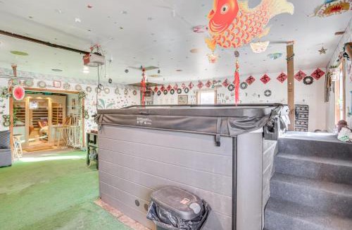 Northeast Minneapolis House | 3 Mi to Central Minneapolis: Pet-Friendly Apt
