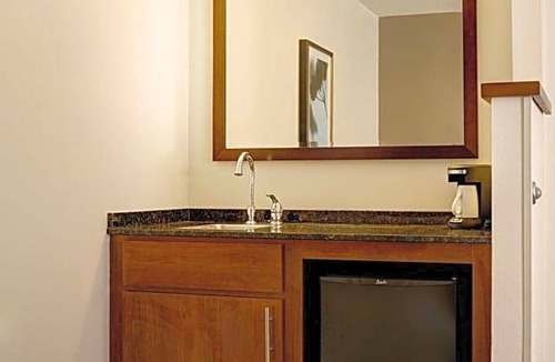 Hendersonville Hotel | 3-Star Hotel ∙ Hyatt Place Nashville/Hendersonville