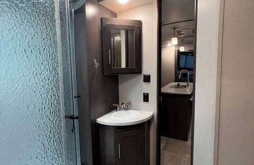 Mount Pleasant House | 37.5 ft camper. Sleeps 9. Delivery option is available.