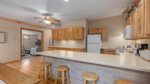 Pepin Apartment | 3BR Condo Near Lake Pepin w 2 Kitchens - Lantern Condos