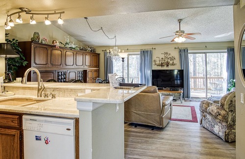 Hot Springs Village House | 3LacaLn | Lake Segovia Townhome | Sleeps 4