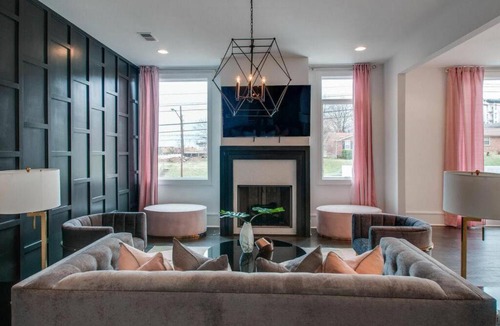 The Gulch House | 4 Connecting Condos - Sleeps 32 to 36 - Firepits - Garages - Rooftops decks - Great Views - Security