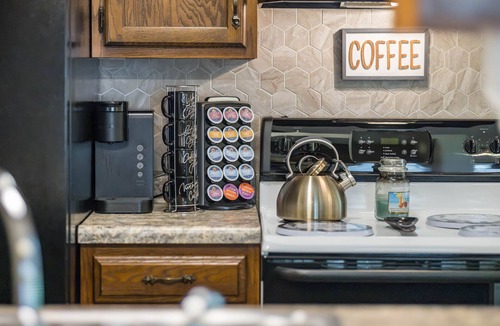 Owensboro House | 4bed3Bedroom near Convention Ctr, downtown, Fisher Park, 30 min to Holiday World