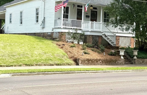 Natchez House | A 126 Year Old Luxury Cottage in Natchez. Free Breakfast Voucher!