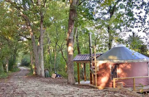 Cambridge RV Rental | A relaxing experience 20 mins from Madison!