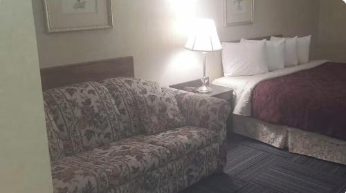 Abbotsford Hotel | Abby Inn