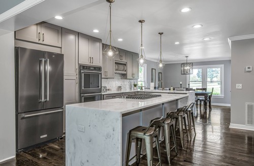 Brandywine Farms House | Above Nashville Peaceful l Cove I Lakefront | Indoor Pool | 7 Beds I Services