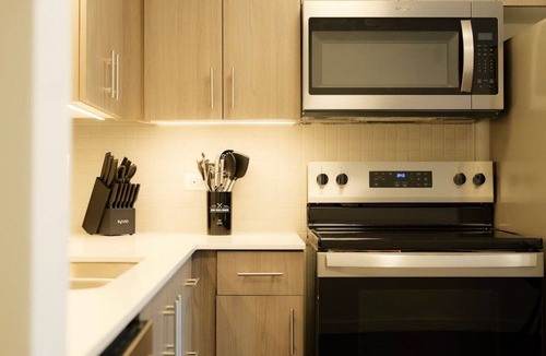 Washington Apartment | Above The Roots - Sophisticated Charm