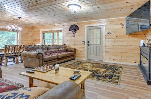 Adams House | Adams Cabin w/Game Room & Fire Pit