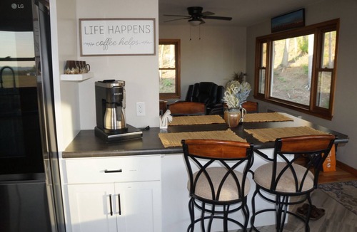 Onalaska House | Adorable 3-bedroom bungalow near Lake Onalaska