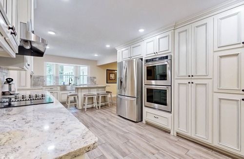 Bentonville House | Adventure Retreat - Bentonville