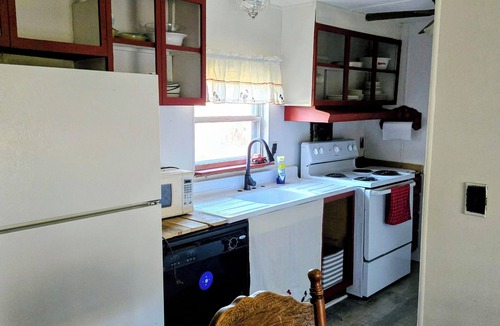 Chewalla House | Adventures — Ideal for Traveling Nurses, Hunters, Families, and Nature Lovers.”