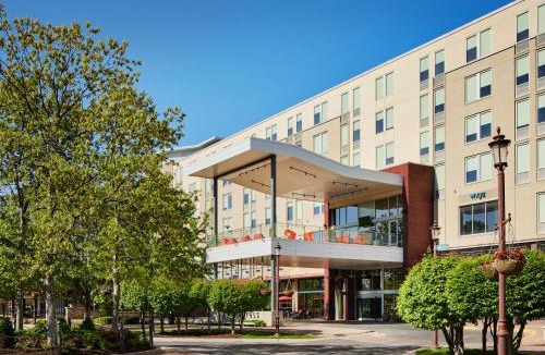 Leawood Hotel | Aloft by Marriott Leawood-Overland Park