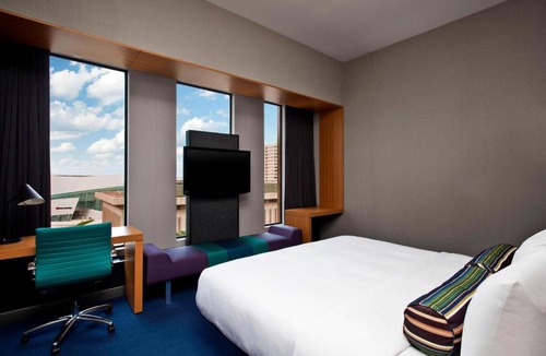 Downtown Tulsa Hotel | Aloft by Marriott Tulsa Downtown