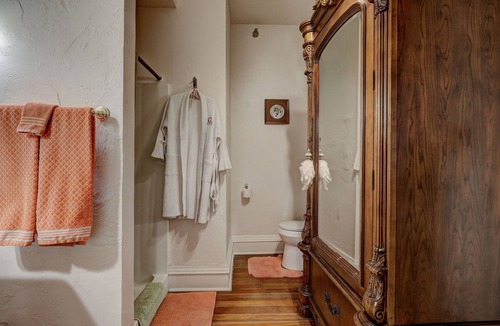 Midtown House | Anna Augusta