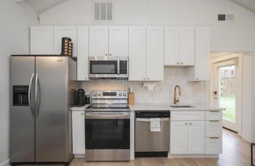 Eastwood Apartment | Bao Haus