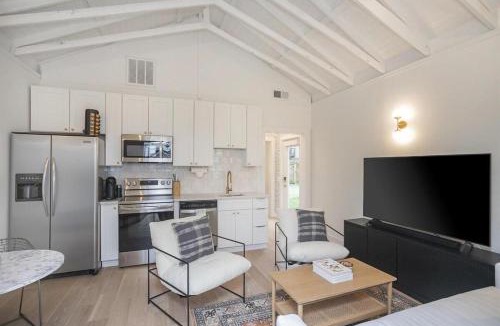 Eastwood Apartment | Bao Haus