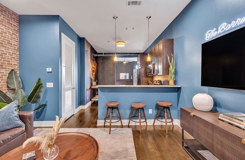 West End Condo | Barrelhouse Loft | West End Near Vandy/Broadway