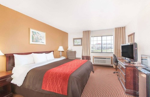 Oklahoma City Hotel | Baymont Inn & Suites by Wyndham Oklahoma City North