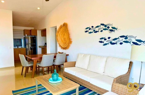 El Centenario House | Beachfront Compound, Pool, BBQ, Best for Groups