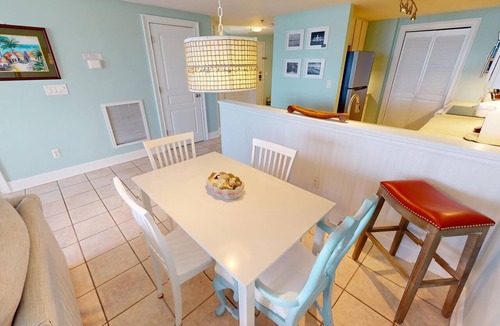 Tybee Island Condo | Beachfront condo w. stunning views + resort amenities.