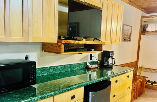 Clifton House | Bear Inn Retreat