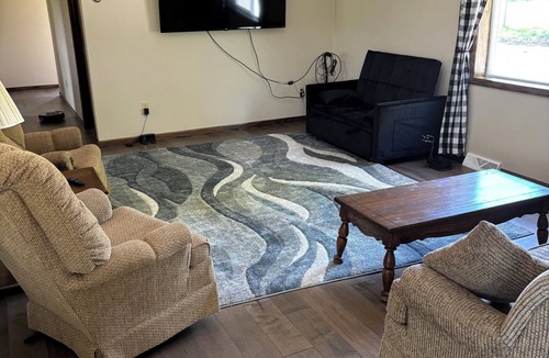Holcombe House | Beautiful 2-bedroom home with AC in charming Holcombe
