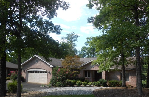 Hot Springs Village House | BEAUTIFUL AND SPACIOUS GOLF FRONT HOME ON #4 FAIRWAY OF MAGELLAN GOLF COURSE