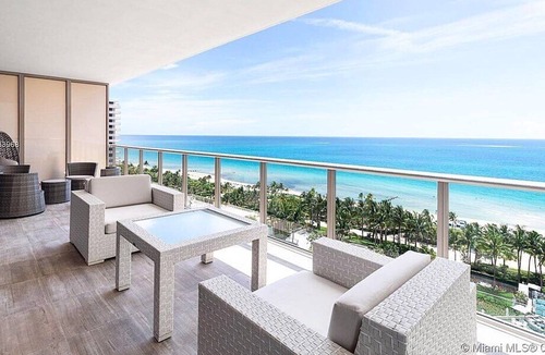Bal Harbour Condo | Beautiful beach front Condo at the St. Regis Hotel